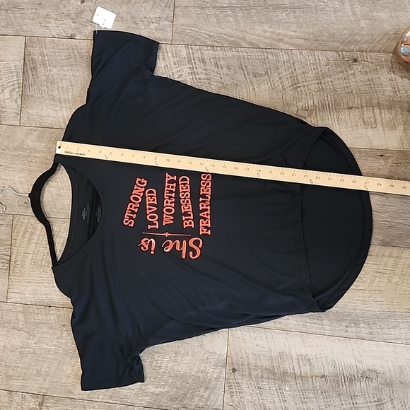Black T, shorter in the front, soft, She is Strong - Picture 5 of 6